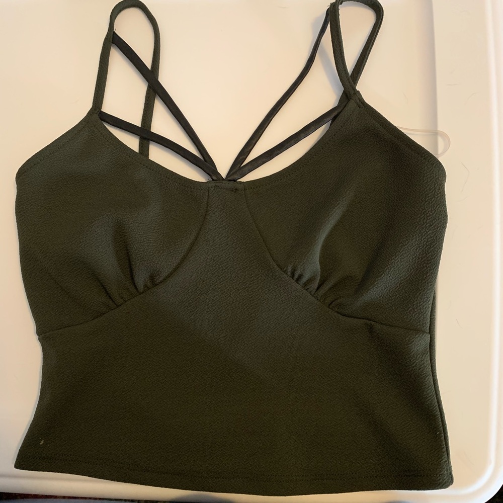 Crop top